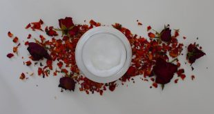 Addio ai metodi tradizionali! Ecco come struccare il viso al meglio