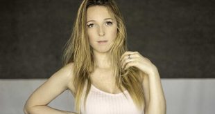 Anti-età, i gesti corretti per contrastare il rilassamento cutaneo