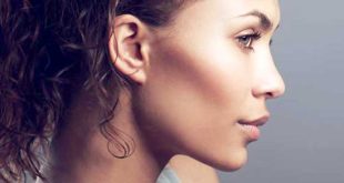 Gommare le rughe sulla fronte