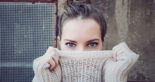 Come liftare lo sguardo senza ricorrere alla chirurgia estetica. Un trattamento per gli occhi semplice e naturale.